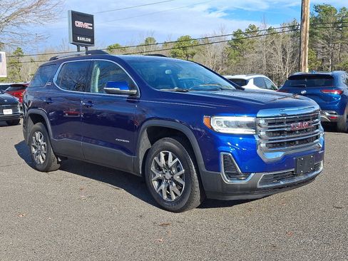 Certified 2023 GMC Acadia SLE w/ Driver Convenience Package image 1