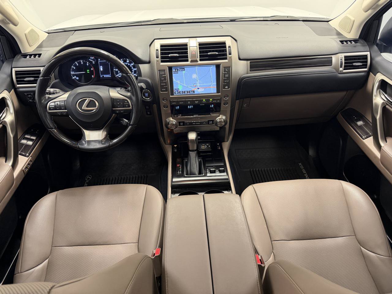 Used 2021 Lexus GX 460 Premium w/ Premium Plus Package AWD/4WD image 32