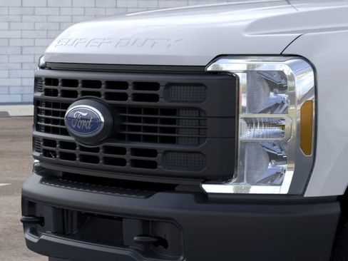 New 2026 Ford F350 XL AWD/4WD image 17