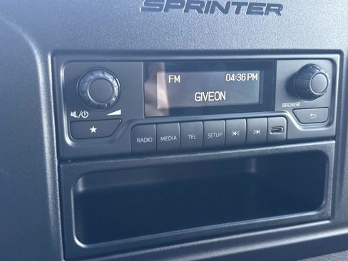 Used 2025 Mercedes-Benz Sprinter 2500 image 23