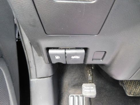 Used 2015 Nissan Murano SL image 32