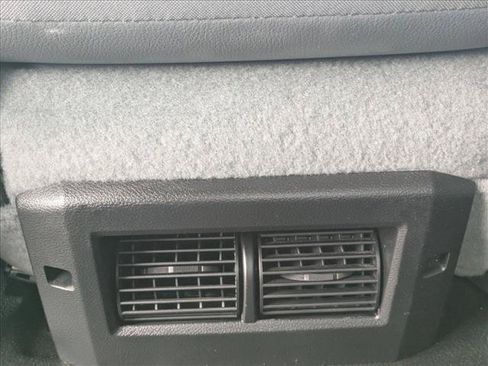 Used 2019 RAM 1500 Tradesman w/ Chrome Appearance Group RWD image 15
