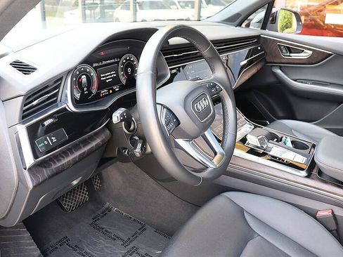 Used 2022 Audi Q7 3.0T Prestige w/ Prestige Package AWD/4WD image 17
