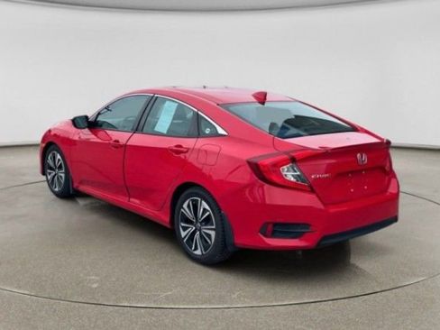 Used 2016 Honda Civic EX-T image 2