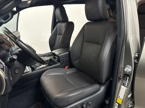 Used 2021 Lexus GX 460 Premium AWD/4WD image 16