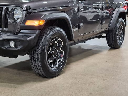 Used 2021 Jeep Wrangler Unlimited Sport AWD/4WD image 17