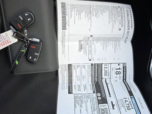 Used 2017 Dodge Challenger R/T Plus image 39