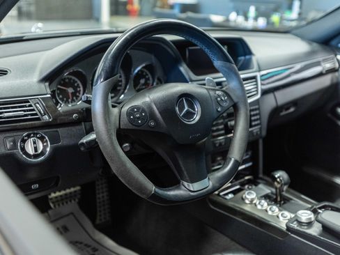 Used 2010 Mercedes-Benz E 63 AMG Sedan image 8