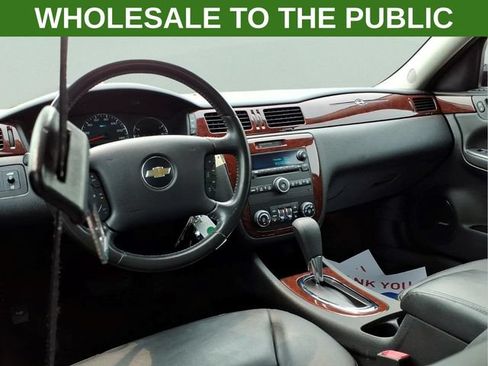 Used 2009 Chevrolet Impala LT w/ Luxury Edition Package FWD image 15