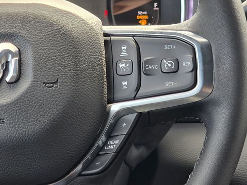 New 2026 RAM 3500 Laramie AWD/4WD image 17
