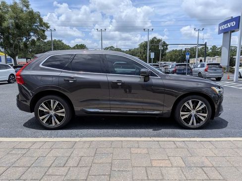 Used 2022 Volvo XC60 B5 Inscription w/ Advanced Package FWD image 7