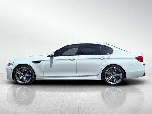 Used 2013 BMW M5 RWD image 8