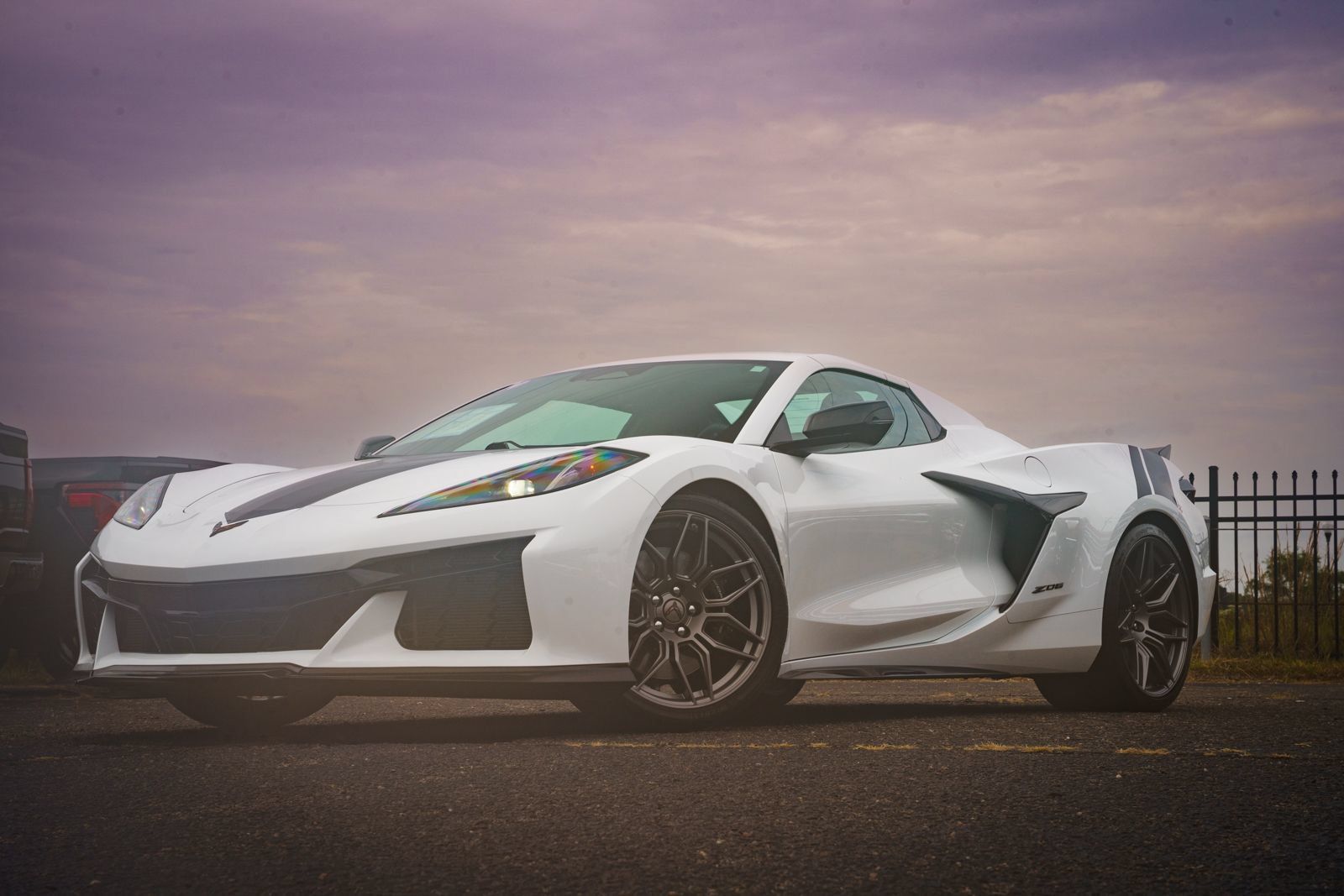 Used 2024 Chevrolet Corvette Z06 RWD image 4