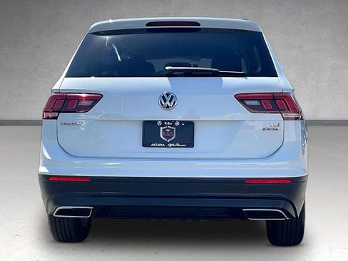Used 2018 Volkswagen Tiguan S w/ 3rd Row Seat Package AWD/4WD image 4