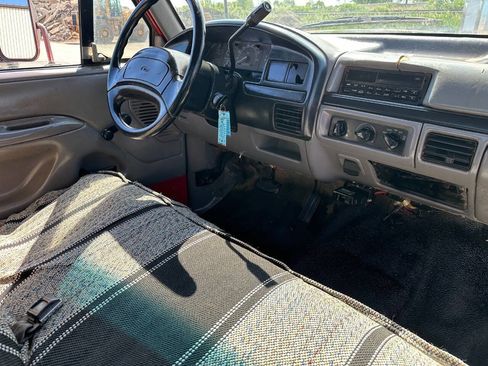 Used 1997 Ford F450 2WD Regular Cab Super Duty image 9