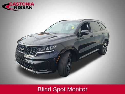 Used 2022 Kia Sorento S image 6