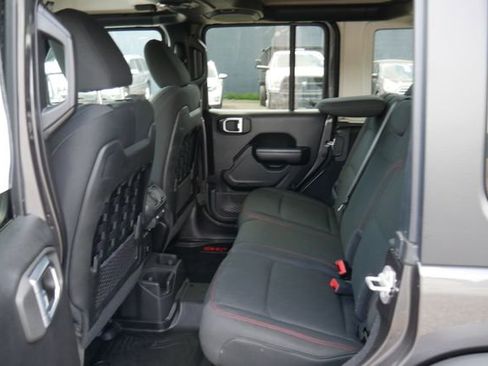 Used 2021 Jeep Wrangler Unlimited Rubicon AWD/4WD image 24