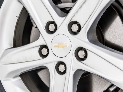 Used 2024 Chevrolet Malibu LT image 40