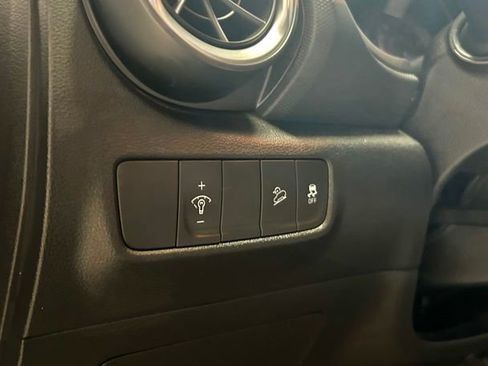 Used 2023 Hyundai Kona SEL FWD image 23