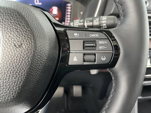 Used 2026 Honda Pilot Elite image 22