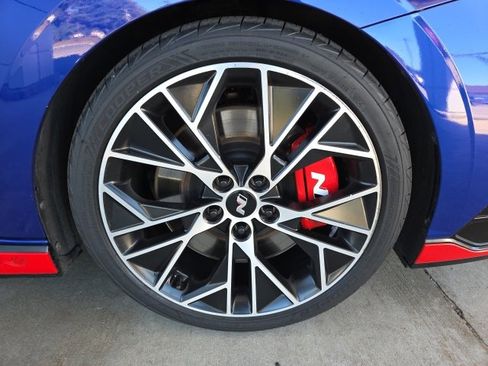 Used 2022 Hyundai Elantra N image 63