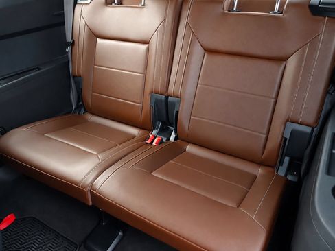 Used 2021 Volkswagen Atlas SE w/ Panoramic Sunroof Package FWD image 38