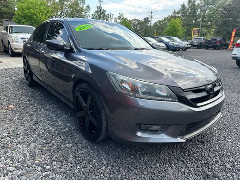 Used 2015 Honda Accord Sport image 10