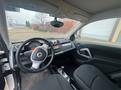 Used 2012 smart fortwo passion image 27