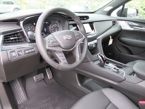 New 2026 Cadillac XT5 Sportv AWD/4WD image 14