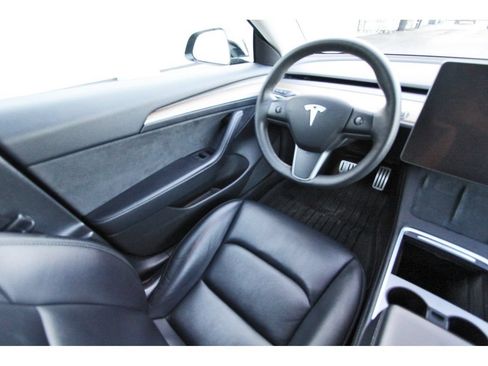 Used 2022 Tesla Model 3 Performance AWD/4WD image 8