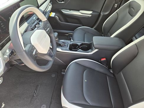 New 2026 Kia K4 GT-Line Turbo FWD image 9
