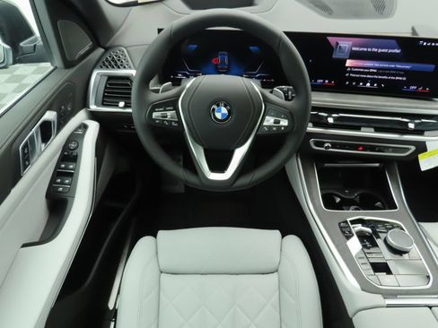 Used 2026 BMW X5 sDrive40i w/ Climate Comfort Package RWD image 11