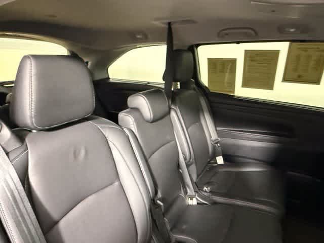 Used 2024 Honda Odyssey Touring image 49