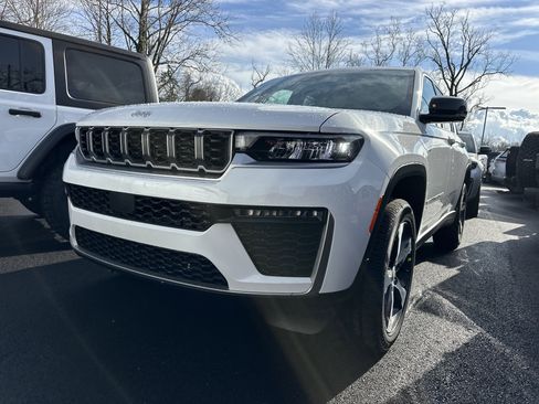 New 2026 Jeep Grand Cherokee Limited AWD/4WD image 20