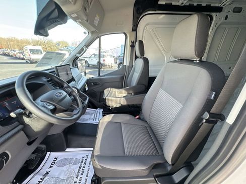 New 2026 Ford Transit 250 148 Medium Roof image 11