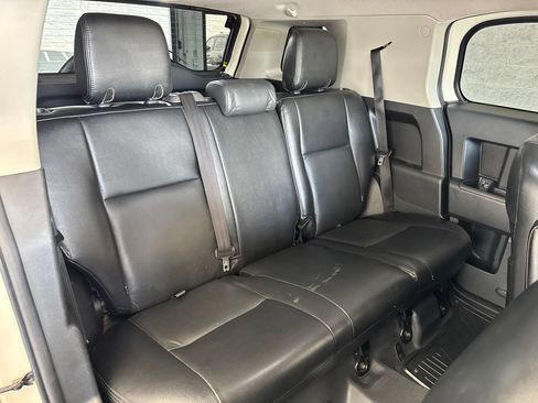 Used 2014 Toyota FJ Cruiser 4WD w/ Convenience Package image 42