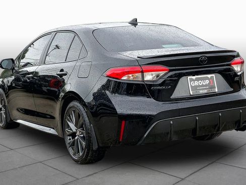 Used 2025 Toyota Corolla SE image 12