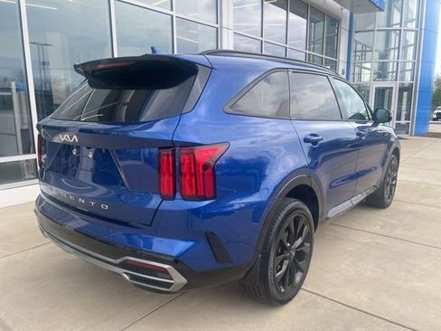 Used 2022 Kia Sorento SX image 5