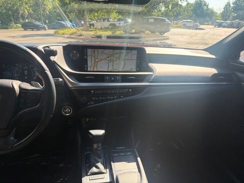 Used 2020 Lexus ES 350 w/ Premium Package FWD image 14
