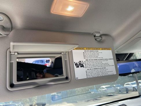 Used 2026 Toyota Highlander Limited image 29