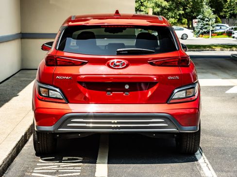 Used 2023 Hyundai Kona SEL FWD image 6