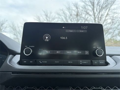 Used 2025 Honda Accord SE image 16