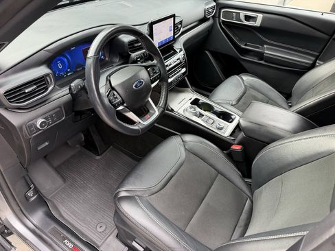 Used 2022 Ford Explorer ST AWD/4WD image 15
