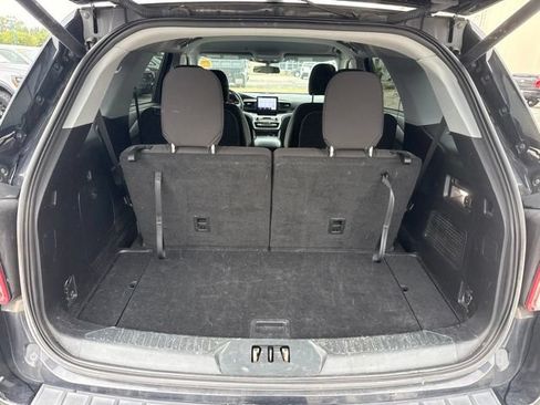 Used 2021 Ford Explorer XLT AWD/4WD image 15