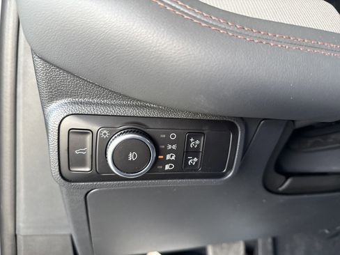 New 2026 Ford Explorer Active w/ Active Comfort Package image 24