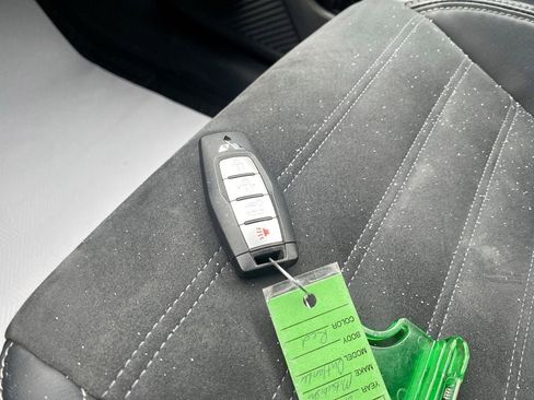 Used 2022 Mitsubishi Outlander SE image 42