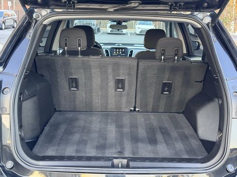 Used 2019 Chevrolet Equinox LS w/ LS Convenience Package image 19