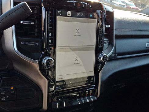 Used 2024 RAM 2500 Laramie image 23