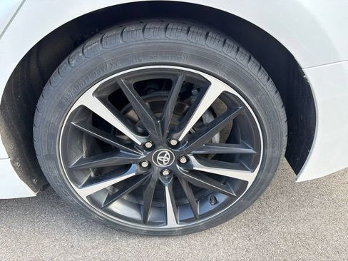 Used 2020 Toyota Camry XSE FWD image 14
