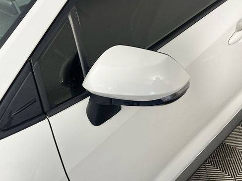 Used 2021 Toyota Corolla SE FWD image 13